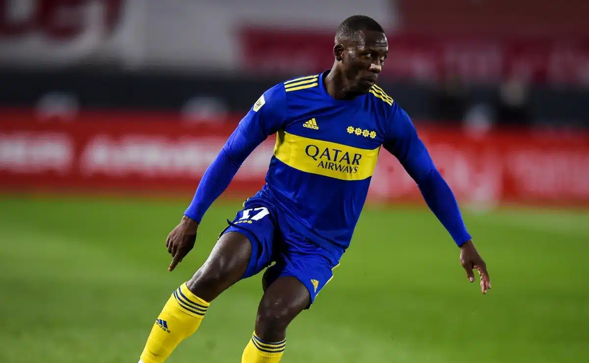 Luis Advíncula Boca
