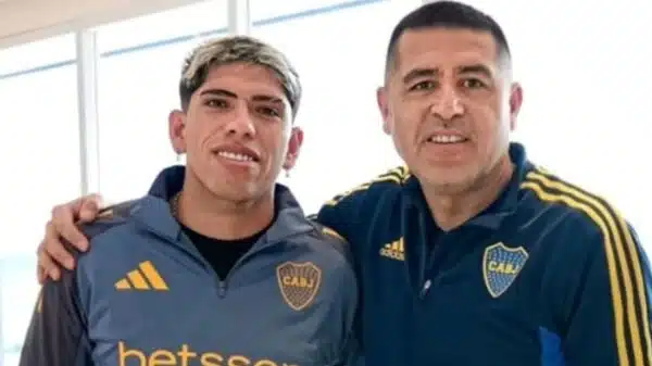 Carlos Palacios y Juan Román Riquelme Boca