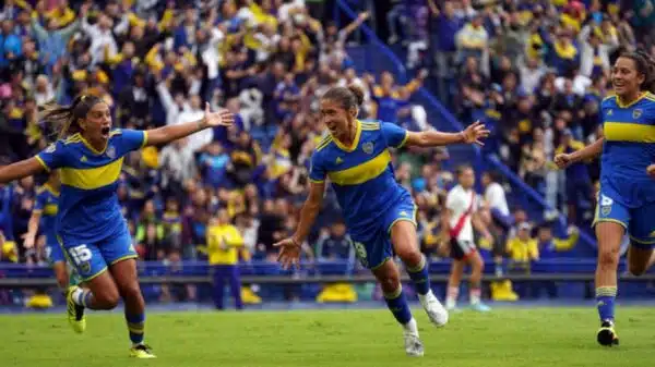 Las Gladiadoras vs river